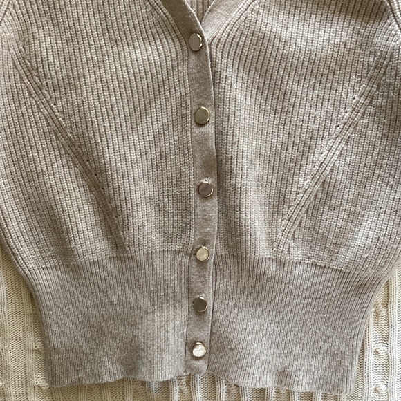 White House Black Market Cardigan ~ Small - Picture 2 of 7